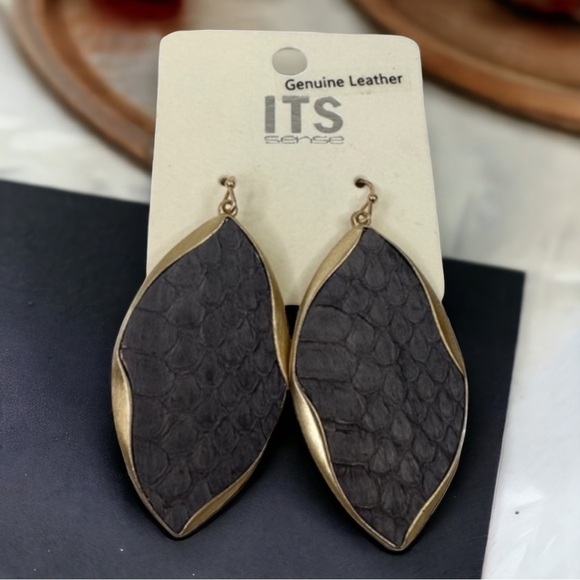 ITS Sense Leather Earrings Gray - Picture 1 of 4